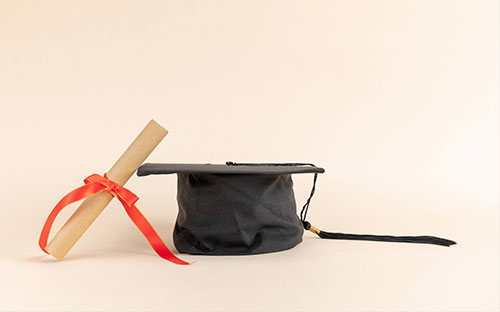 未滿18歲可以報成人高考嗎？(成人高考報名費(fèi)用)